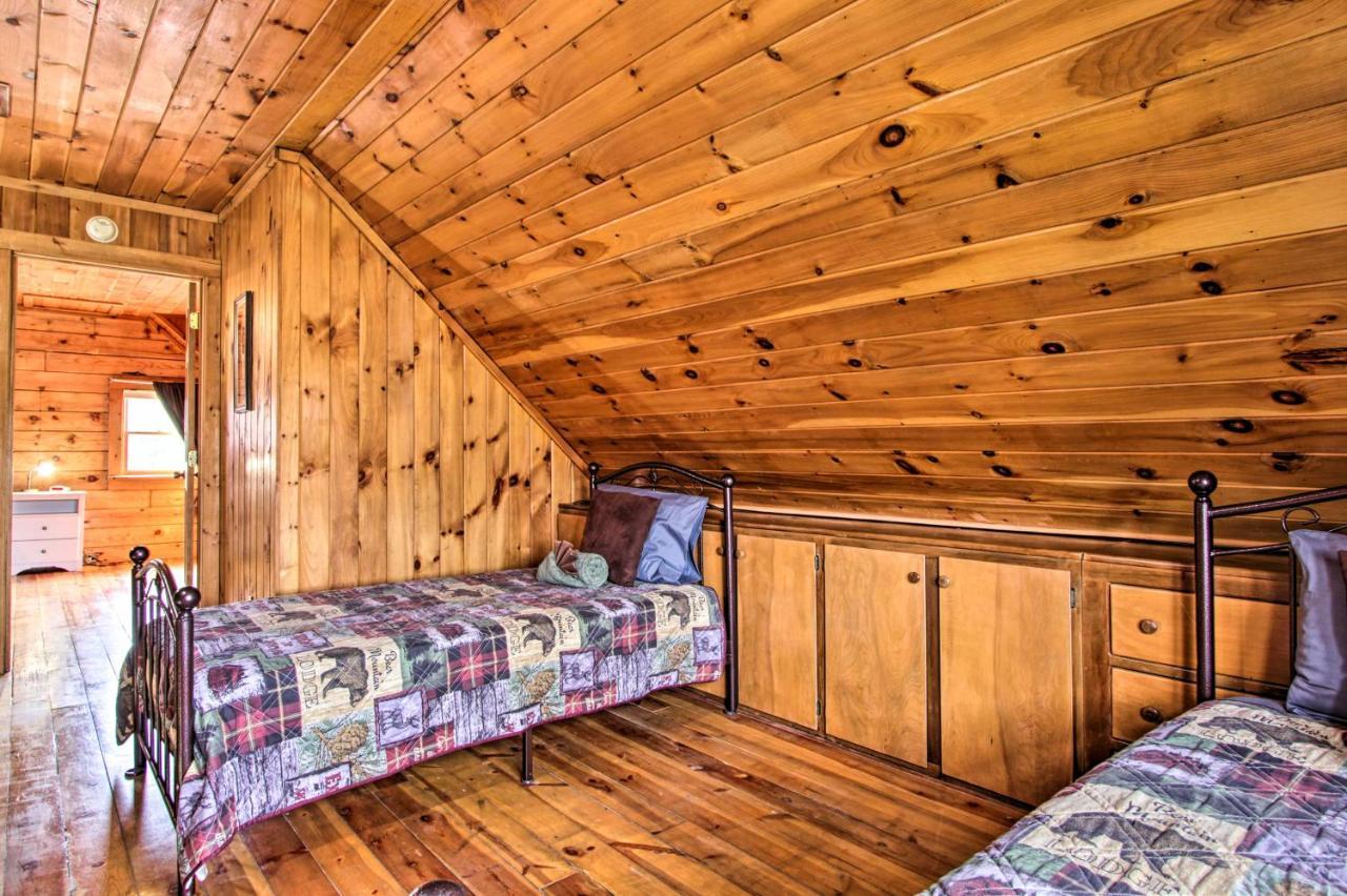 Rustic Cabin With Screened Deck 8 Mi To Dollywood Sevierville Esterno foto
